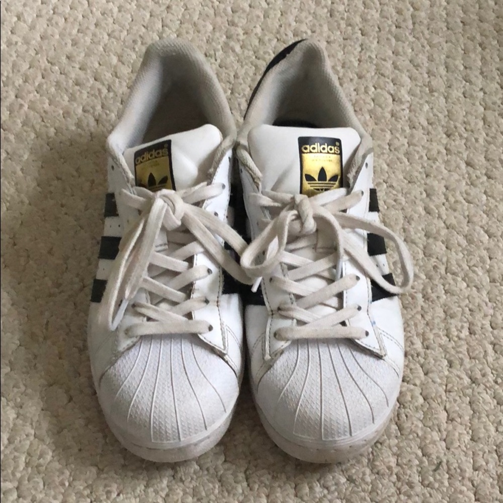 Adidas Superstar Sneakers